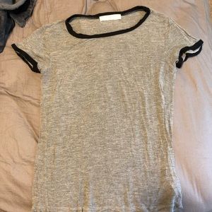 Grey T-shirt with black details